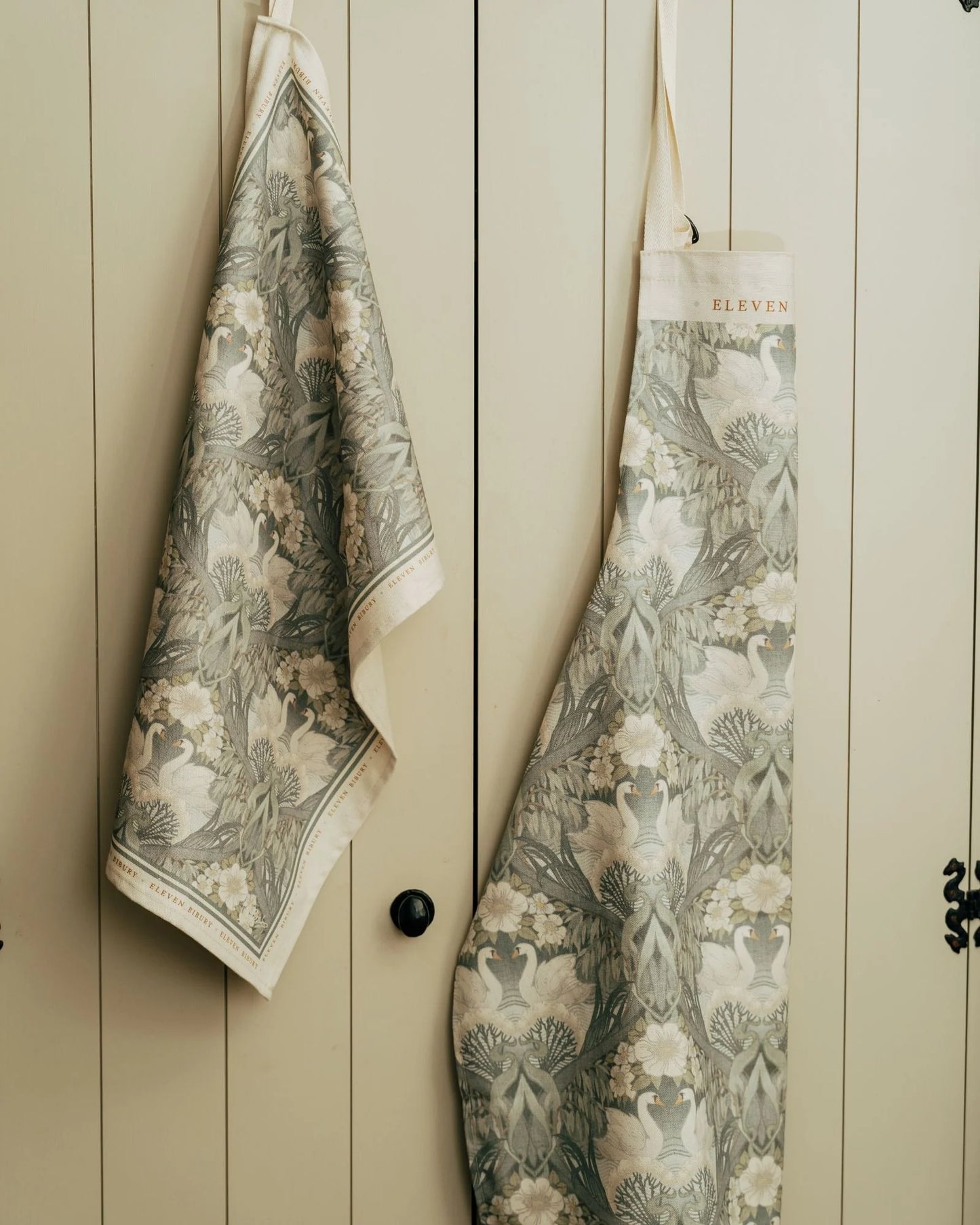 Eleven Bibury Apron