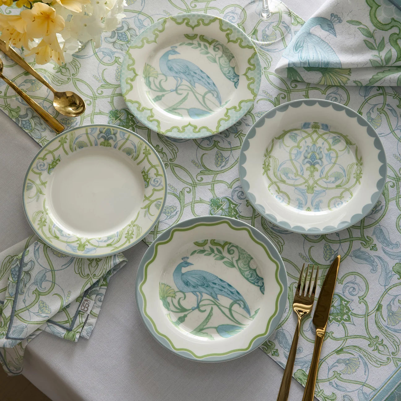 Palm Court Plate Set  x4